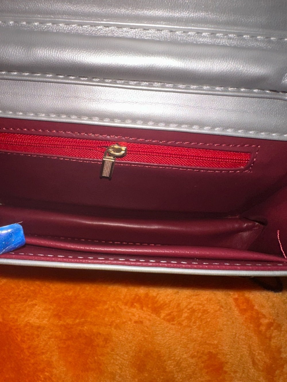 Quilted Metallic Crossbody Bag - Silver. Not authentic - Picture 6 of 8